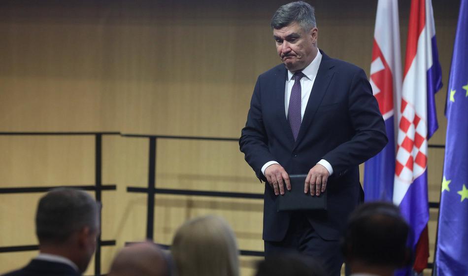 Z "bombo" preskočil ograjo in se namenil k hrvaškemu predsedniku