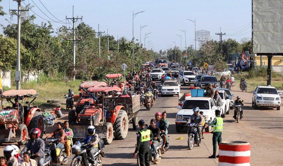 Pol milijona ljudi beži: Krvavi spopad med dvema državama, Trump že dviguje telefon