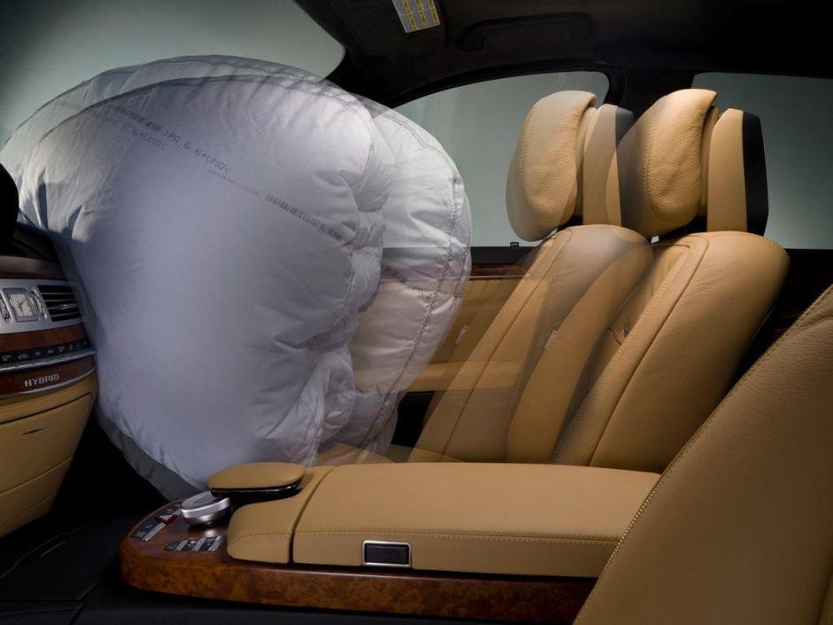 mercedes benz esf 2009 airbag zracna blazina | Avtor: Žurnal24 main