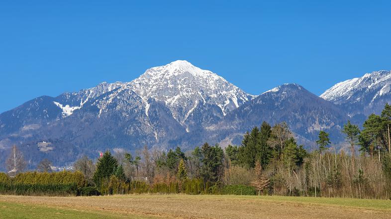 Storžič, pogled s kranjske smeri