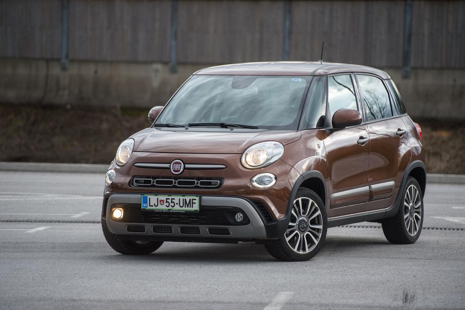 Fiat 500 L | Avtor: Anže Petkovšek
