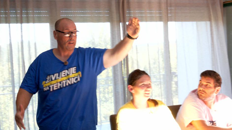 ŽIVLJENJE NA tEHTNICI