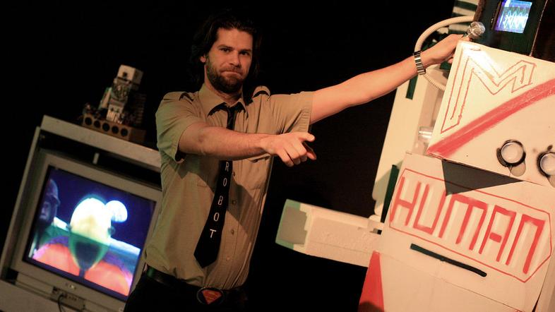 multimedijski center, FDV