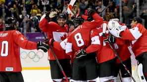 Price vratar Švedska Kanada Soči olimpijske igre finale golman