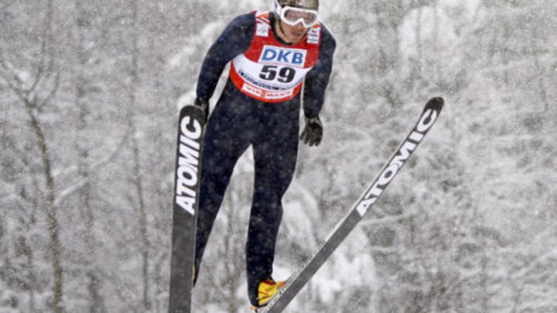 Vodilni po teku Todd Lodwick je tudi na skakalnici vnočil svoje izkušnje.