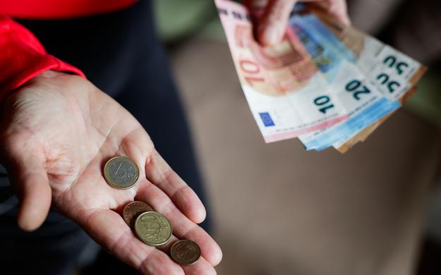 denar, bankovci, gotovina, kovanci