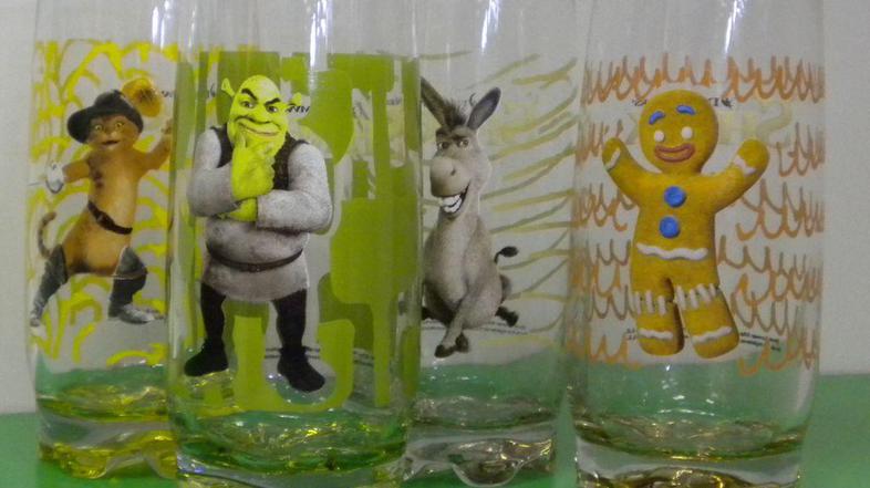 V Sloveniji nevarnih kozarcev ni, zagotavljajo pri OMV. (Foto: OMV)