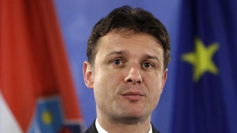 Hrvaški zunanji minister Gordan Jandroković je sporočil, da državi vztrajata pri
