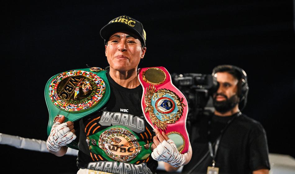 Cecilia Braekhus ob slovesu premagala Emo Kozin in končala boksarsko kariero z naslovom svetovne prvakinje