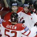MVP in napadalec prvenstva Dany Heatley, branilec prvenstva Brent Burns in član 