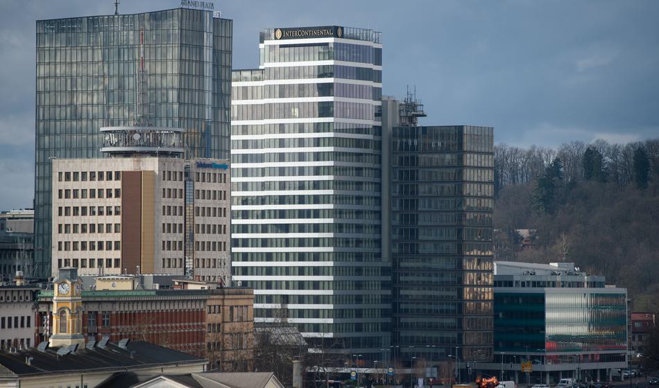 Nora rast cen nepremičnin in najemnin