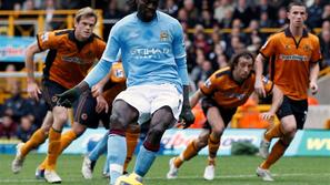 Kako se bo razpletla nogometna usoda Adebayorja? (Foto: Reuters)