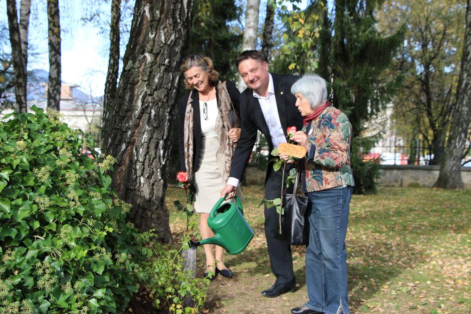 Boštjan Trilar, vrtnica prešeren, Prešernov gaj | Avtor: FB Flora Sport