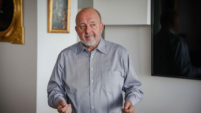 Zmago Jelinčič vila v Žusterni