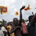 Prebivalci Šrilanke se veselijo zmage nad Tamilskimi tigri.