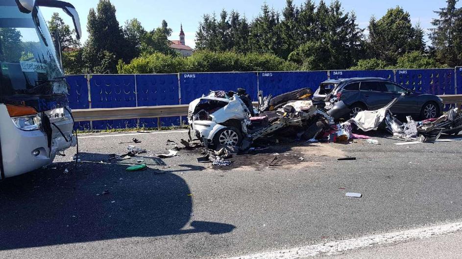Prometna nesreča na primorski avtocesti