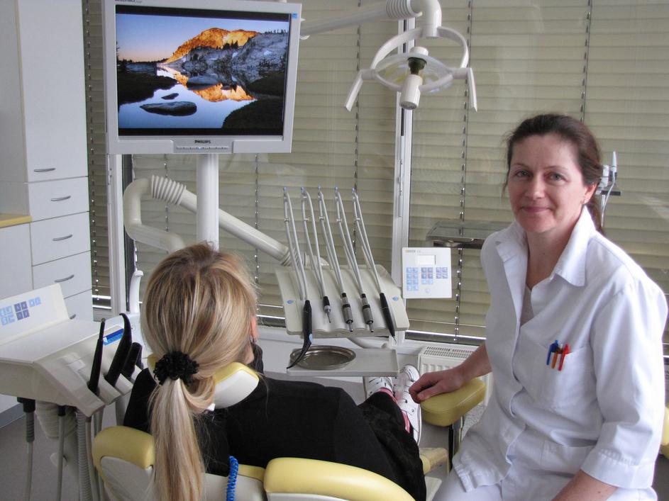 "Najpogostejša, reženjska operacija stane pri meni 250 evrov," pravi Igličarjeva