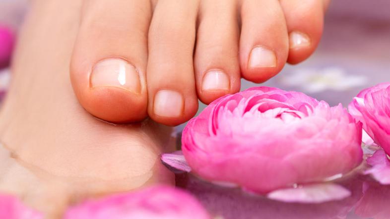 Stopala potrebujejo pravilno nego.