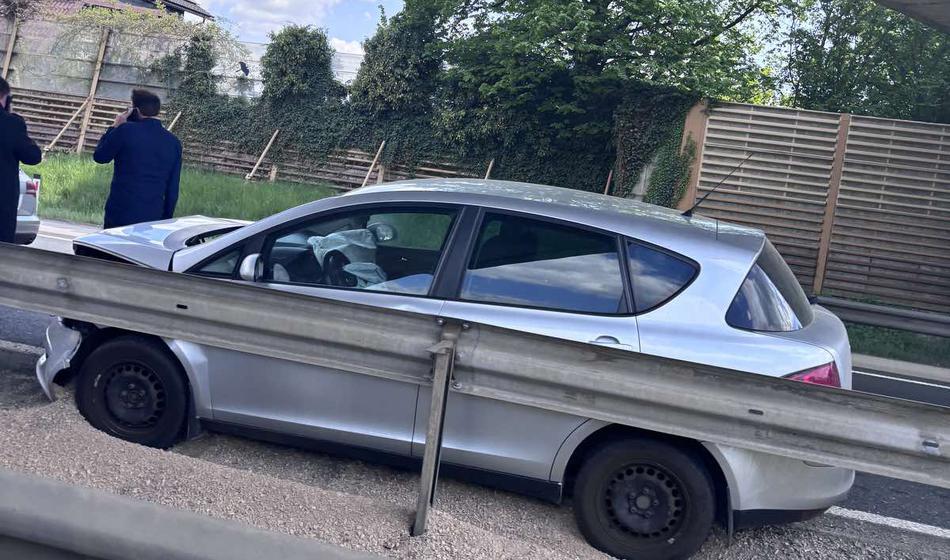 Na pot brez očal, ostal brez avta in v pridržanju