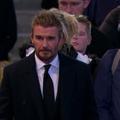 David Beckham, poklon kraljici