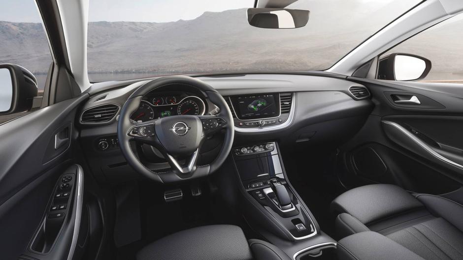 Opel grandland X hybrid4 | Avtor: Opel