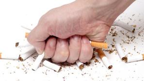 Zadnje cigarete v gostinskih lokalih so ugasnile 4. avgusta lani.