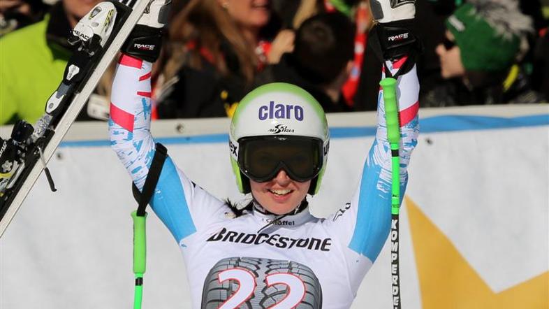 superveleslalom garmisch  anna fenninger
