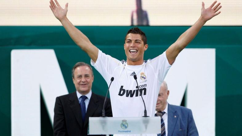 Ronaldo Perez Real Madrid Santiago Bernabeu prestop predstavitev