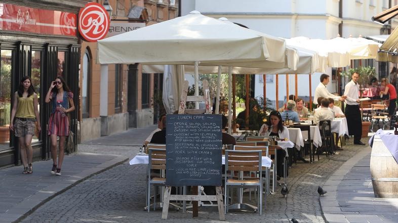 <ljubljana>23.05.09, stara ljubljana, gostinski lokali, stari trg, foto: n