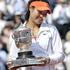 Li Na je prvič dvignila pokal na turnirjih za grand slam!