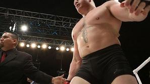 Brock Lesnar ostaja svetovni prvak v težki kategoriji. (Foto: Sherdog.com)