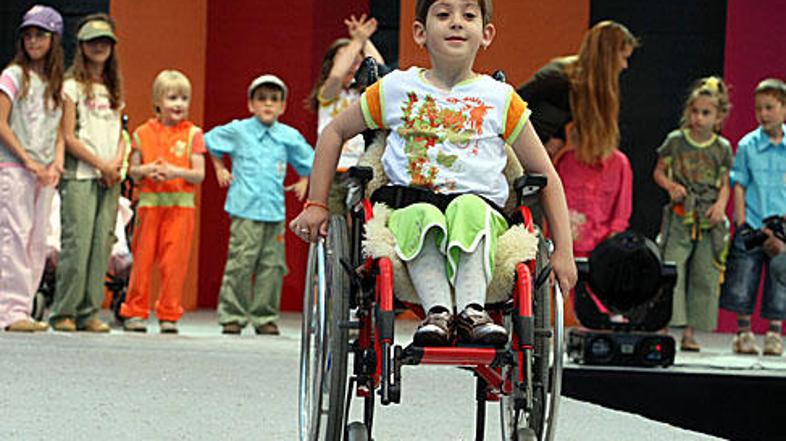 Otroci s posebnimi potrebami morajo biti deležni strokovne oskrbe, zato jih je v