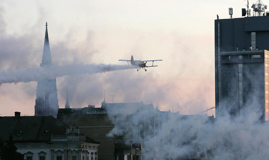 Denarja za zapraševanje je zmanjkalo. (Foto: Vlado Kos/Cropix)