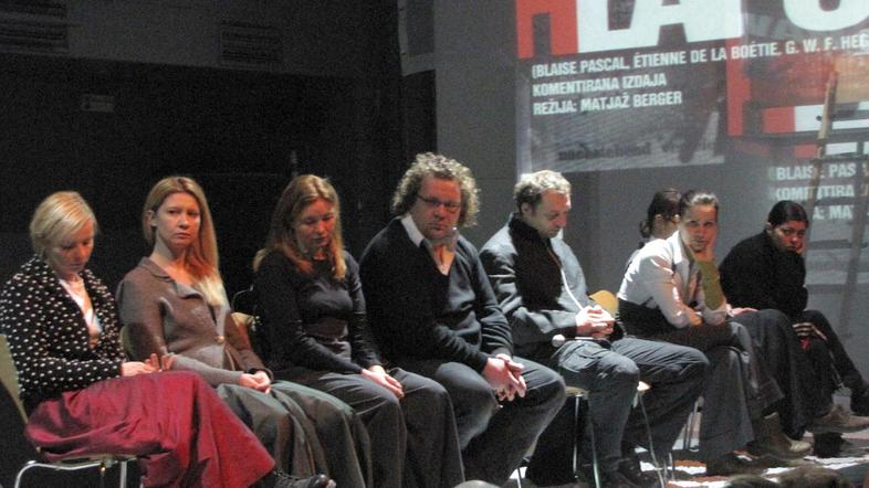 V Hlapcih bodo zaigrala znana slovenska gledališka imena, kar nekaj jih na odru 