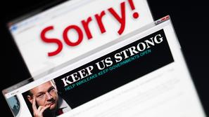 Assange naj bi še danes stopil pred preiskovalnega sodnika. (Foto: Reuters)