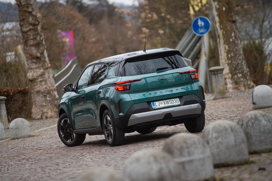 Opel Frontera | Avtor: Anže Petkovšek
