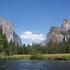 Obrežje reke Yosemite