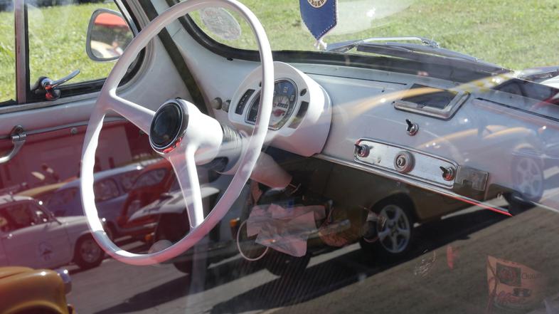 SVAMZ, starodobniki, zastava 750, fičko, slovenska veteranska avtomoto zveza