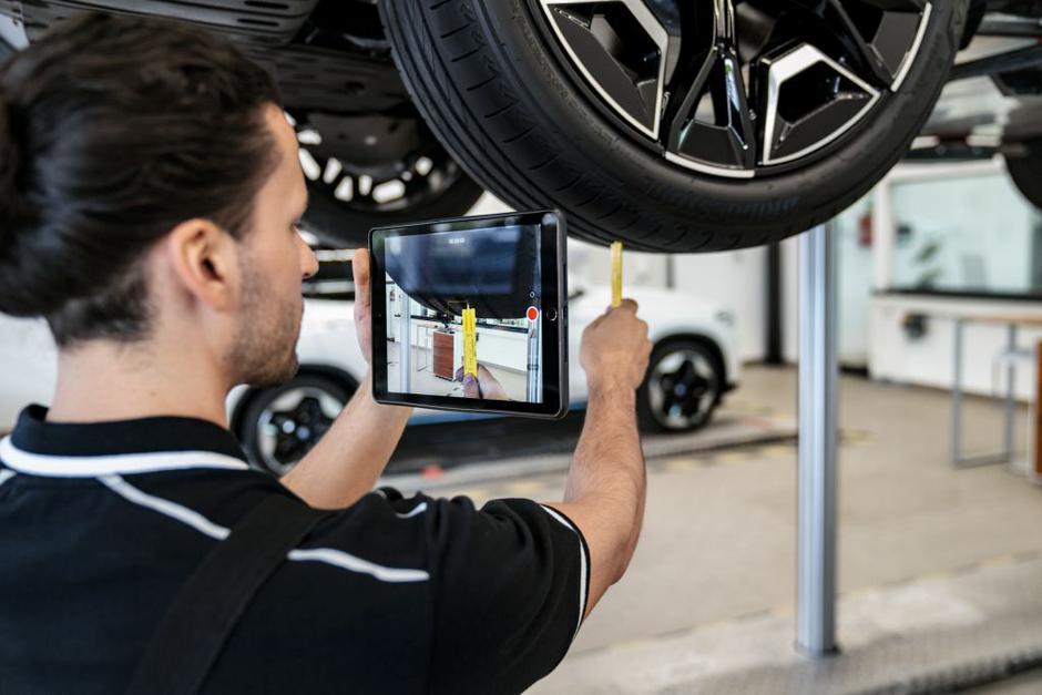 BMW servis | Avtor: BMW