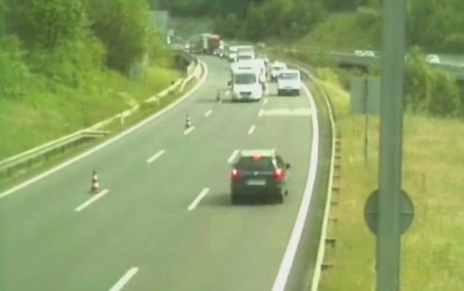 Vožnja v napačno smer | Avtor: Dars