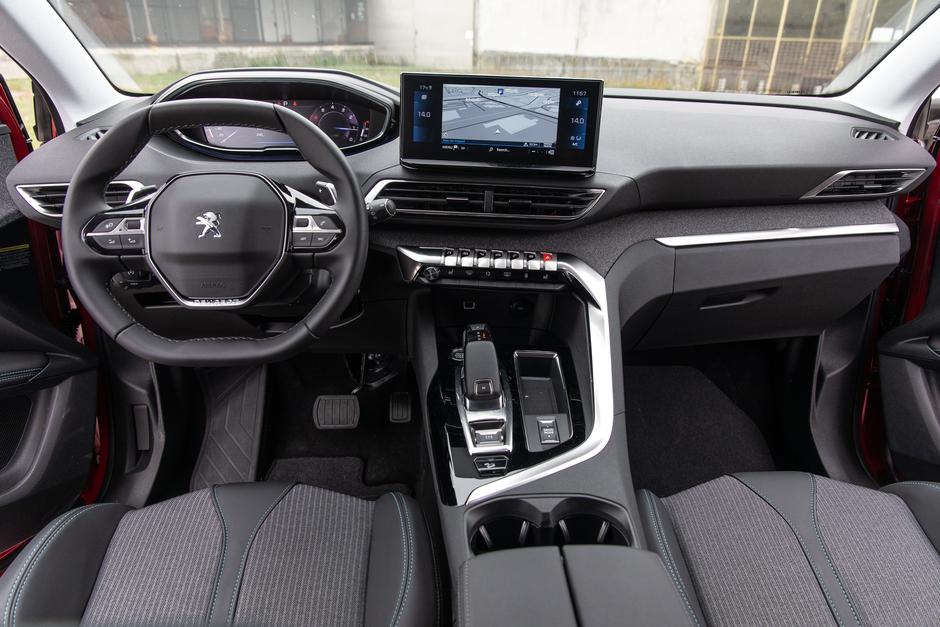 PRIMA test C-SUV, november 2022 , peugeot 3008 | Avtor: PRIMA