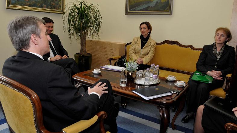 V sredo se želita Zalar in Pahor sestati in pogovoriti z generalno državno tožil