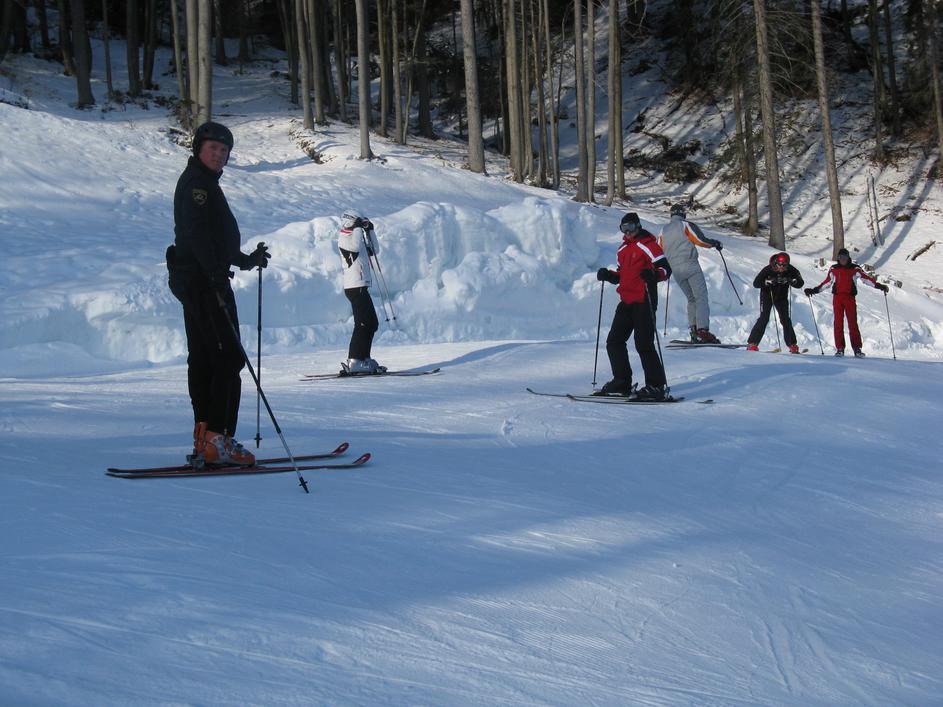 smučišče, smučar, policija, nadzor