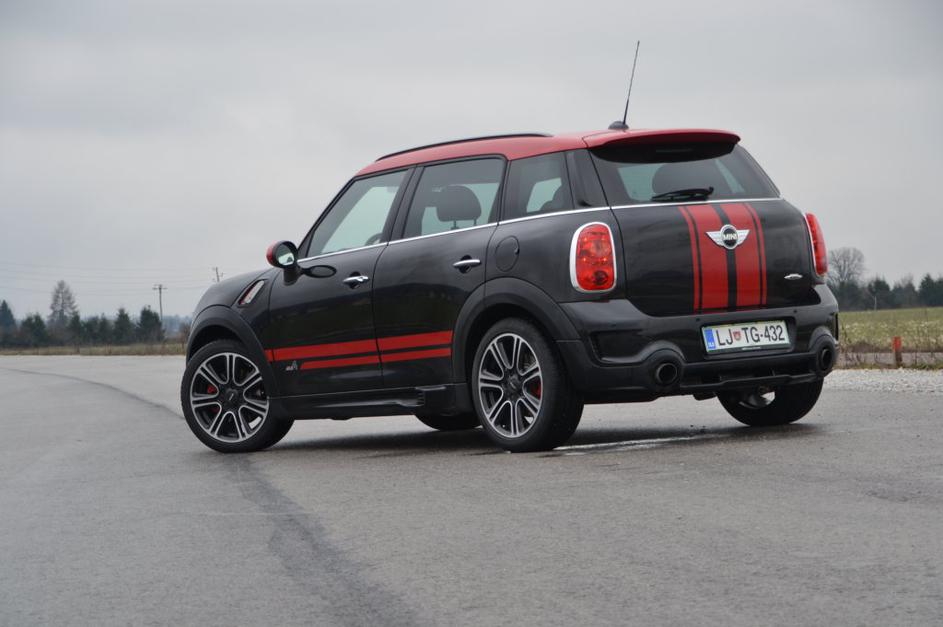 Mini countryman john cooper works