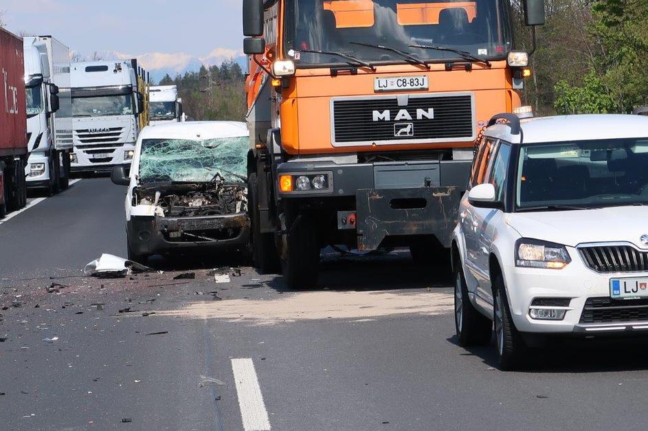 Nesreča na avtocesti