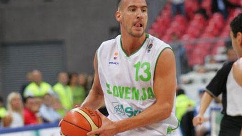 Marko Maravič bo do konca sezone ostal v Tivoliju.