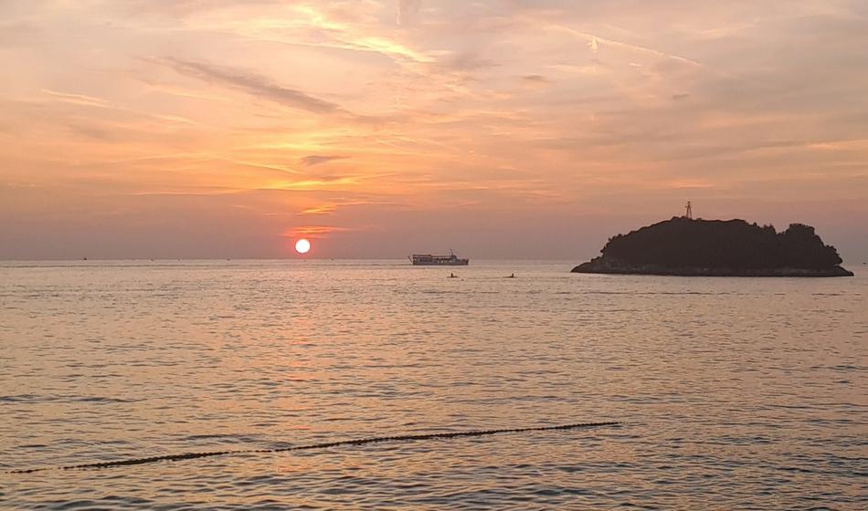 Ena najbolj sanjskih vil v Istri, last znanega Slovenca, še vedno sameva!