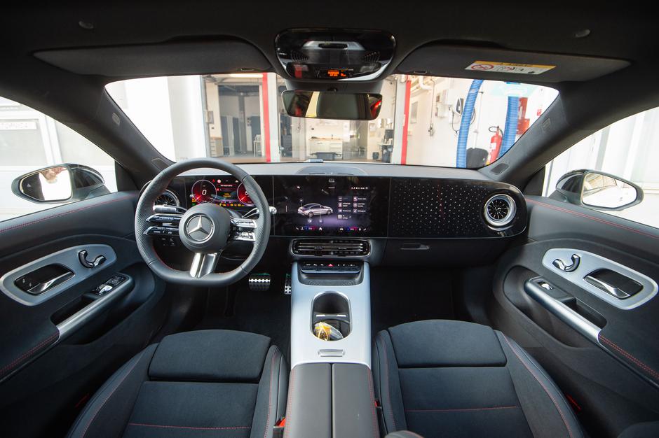 Mercedes CLA 250+ | Avtor: Anže Petkovšek