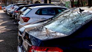 parkirišče, avtomobili