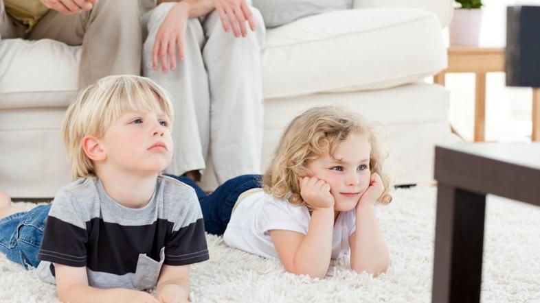 Gledanje televizije otroci
